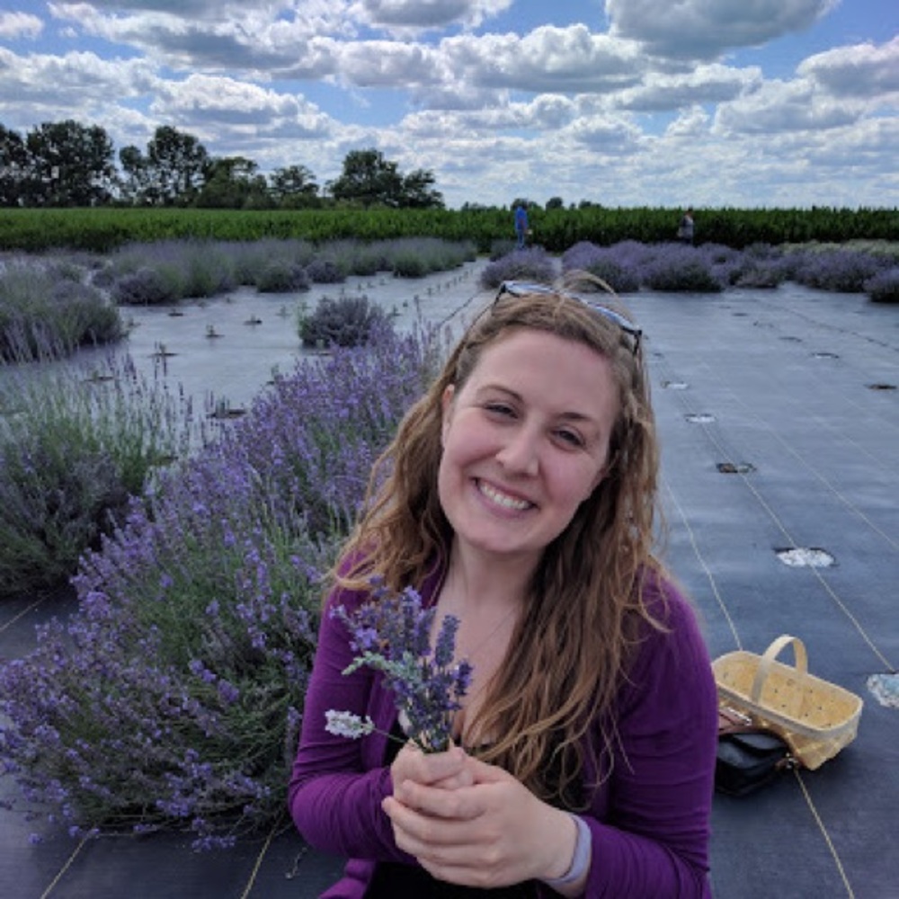 Meet your Posher, Halie